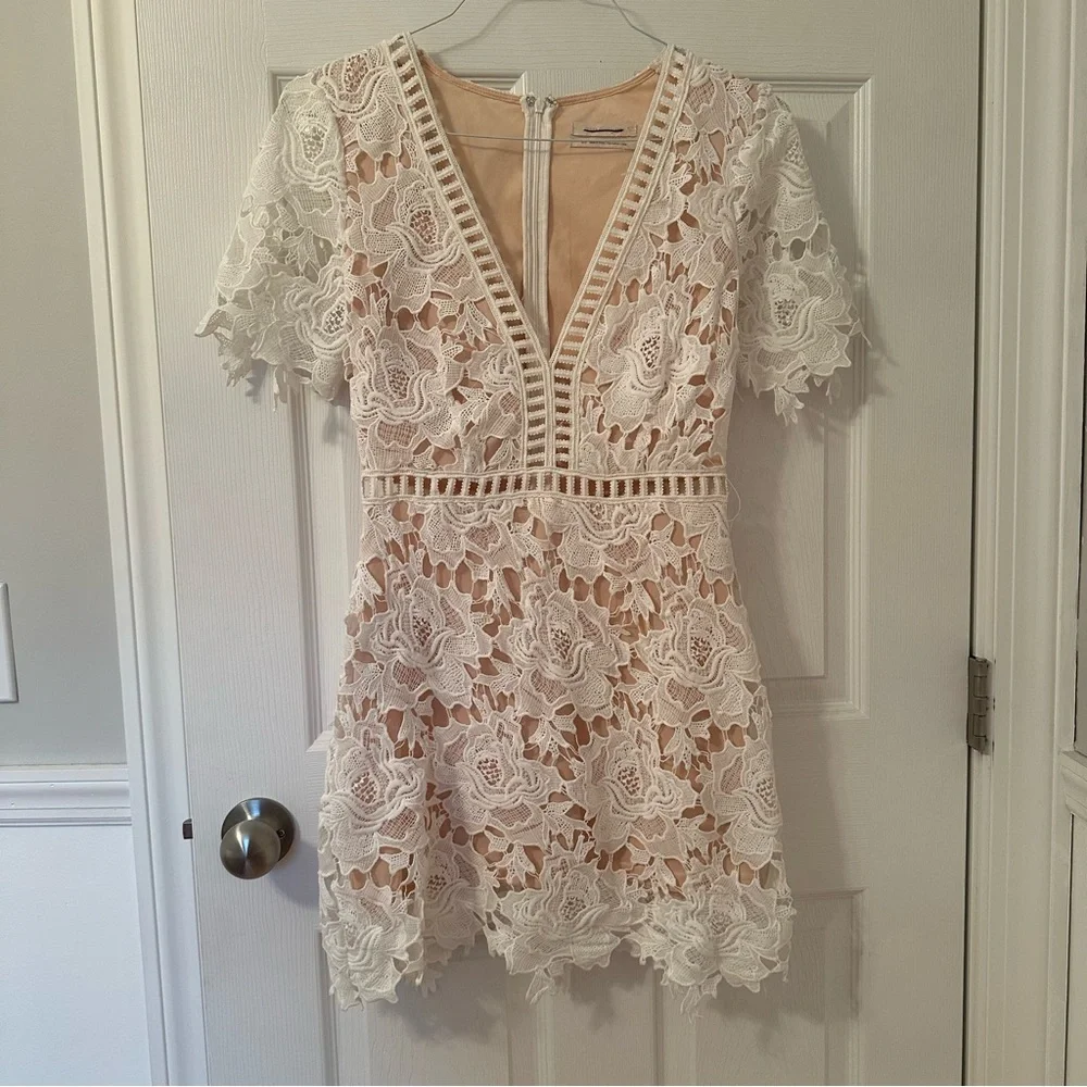 NWOT Urban Outfitters White Eyelet Dress - Picture 1 of 3